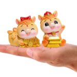 【開運グッズ】Charming Club 2026年 馬年 うま 丙午 干支 ミニ 置物 新年 飾り付け 令和8年 車用 インテリアデコレーション 2個入り H55xW40mm 迎春 縁起 厄除け 金運アップ 開運グッズ 新年祝い カップルにギフ…｜価格2,929円・送料のご案内